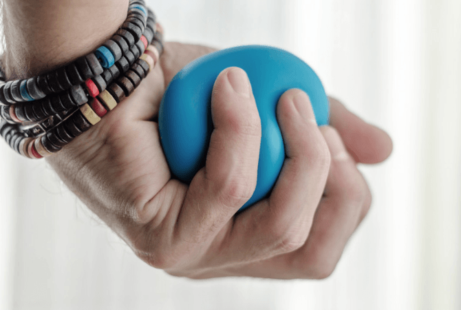 Gadżety antystresowe z logo B2B - well-being i redukcja stresu w pracy 2026