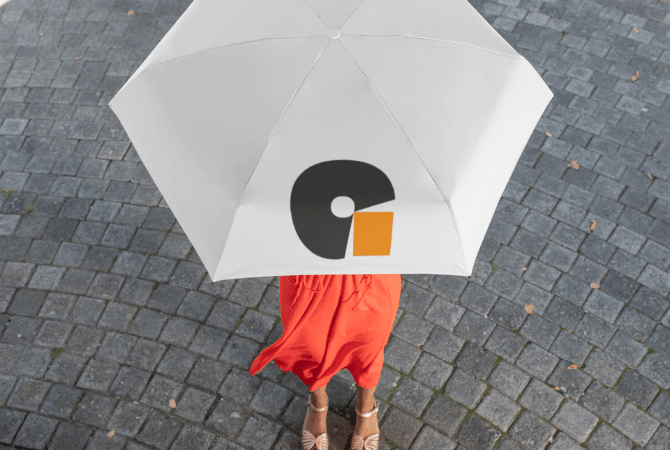 Phygital marketing - hybrydowe gadżety reklamowe łączące świat fizyczny z cyfrowym w 2026 roku